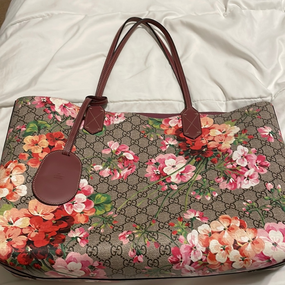 Gucci bloom tote bag. Authentic
